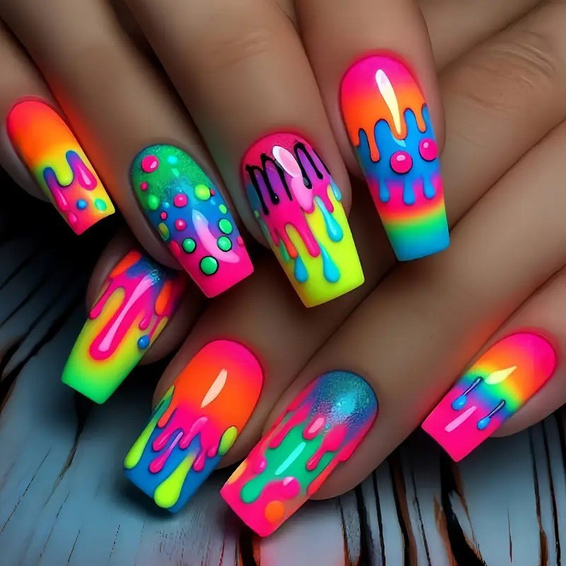 Press On Nail Set - 24 ชิ้น/เซ็ตสั้นขนาดกลางยาวเล็บปลอมสําหรับผู้หญิงอัลมอนด์สแควร์บัลเล่ต์เคล็ดลับสัตว์น่ารัก starry eyes Y2K กดบนเล็บปลอม