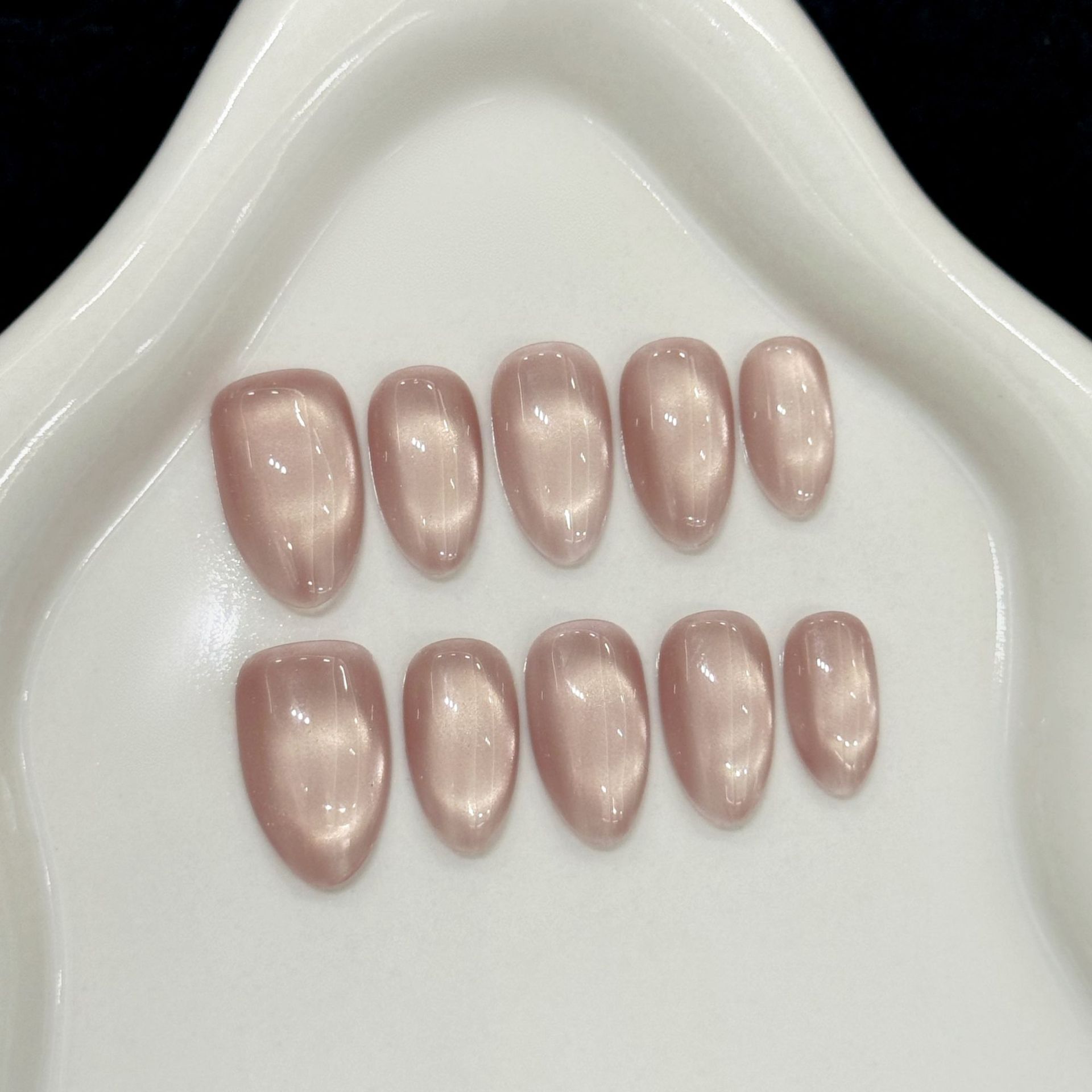 Nail Art Cat Eye - เล็บปลอมกดติด 10 ชิ้น ทำมือ สีพื้น เคลือบเงา