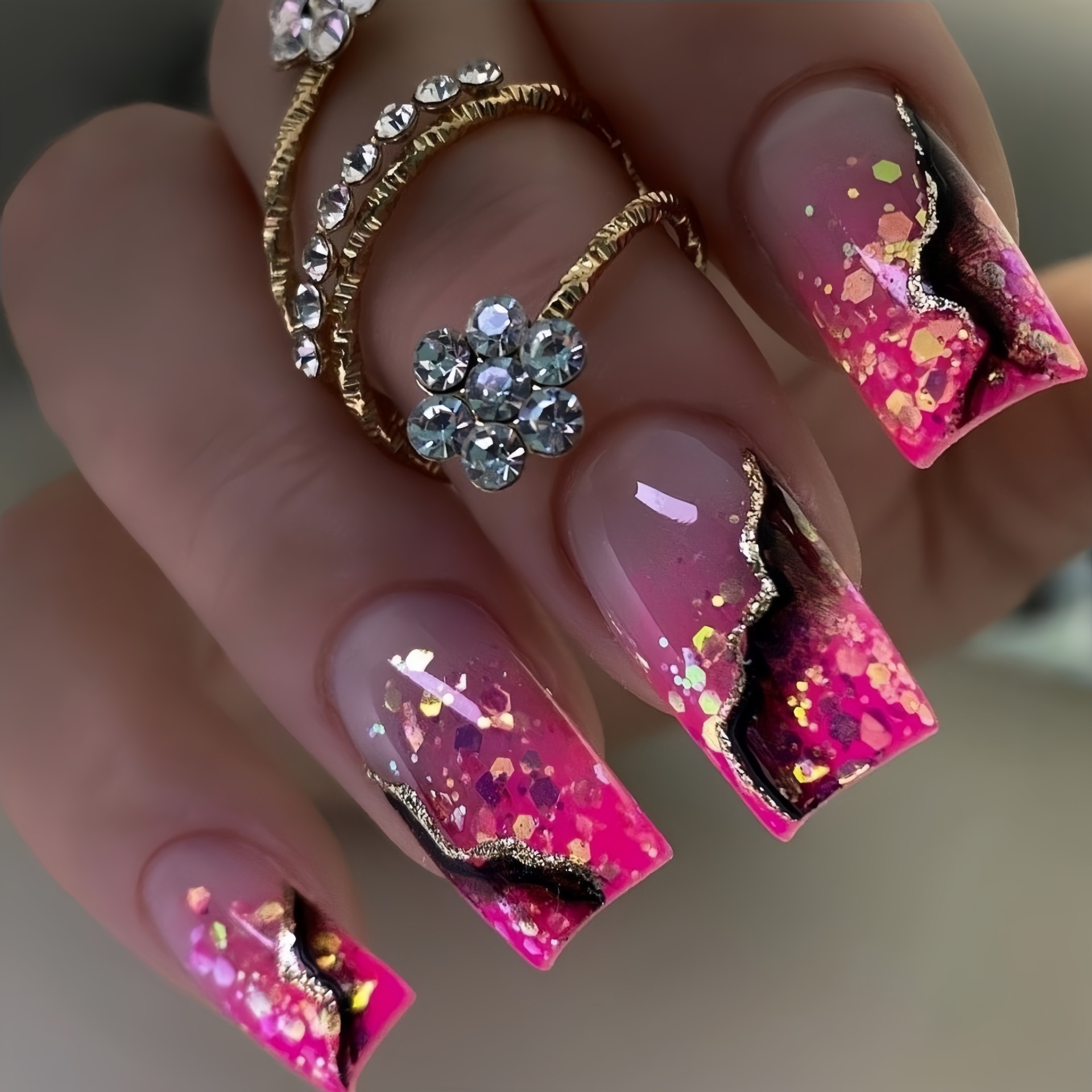 Press On Nail Set - เล็บปลอมขนาดกลางสำหรับผู้หญิงและเด็กผู้หญิง ลายไล่สีชมพู ทอง แดง ลายหินอ่อน แบบสี่เหลี่ยมและทรงอัลมอนด์