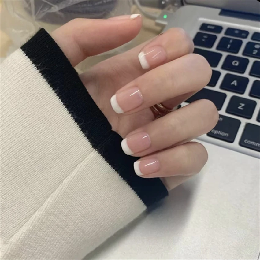 24 ชิ้น/เซ็ตสั้นภาษาฝรั่งเศสคํ - Press On Nail Set บทวิจารณ์และราคา