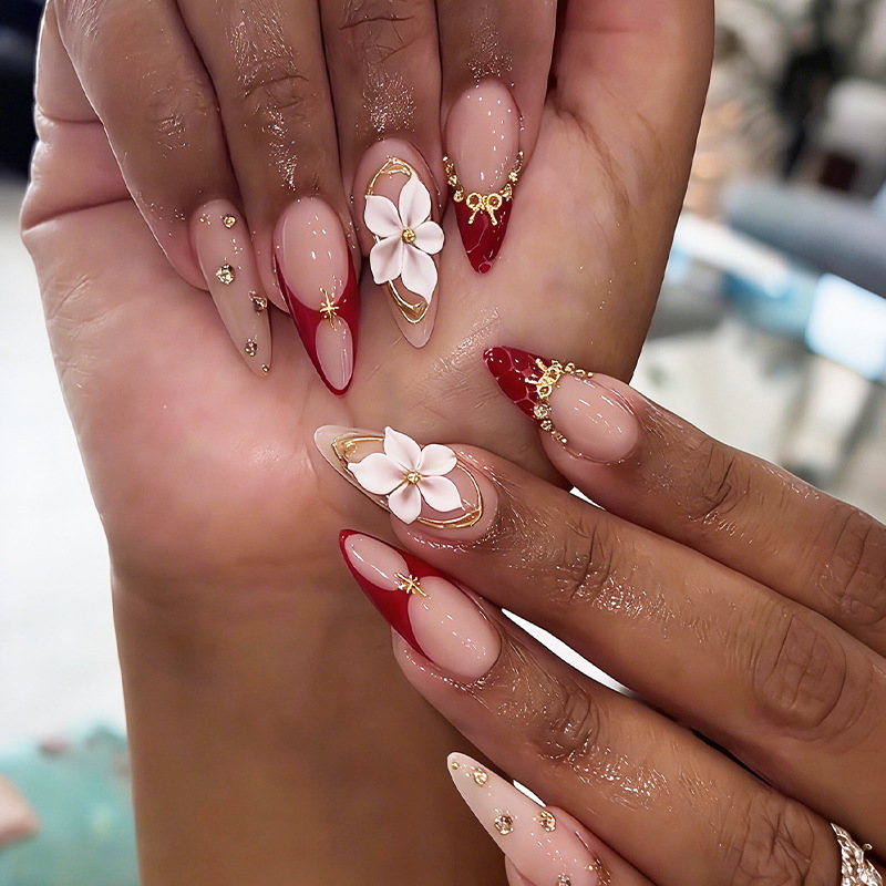 ชุดเล็บปลอมแบบกดติด 24 ชิ้น ลา - Press On Nail Set บทวิจารณ์และราคา