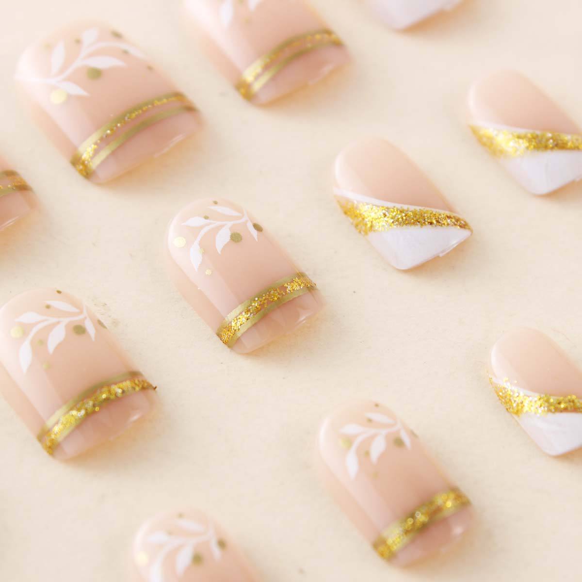 เล็บปลอมแบบสั้น-กลางสำหรับผู้ห - Press On Nail Set บทวิจารณ์และราคา